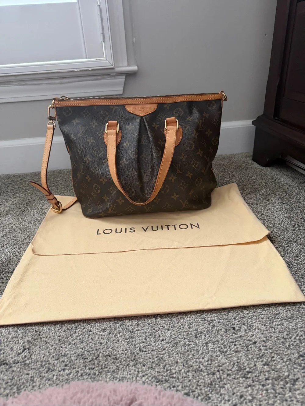 Louis Vuitton Classic Brown Monogram Tote AUTHENTIC no flaws!